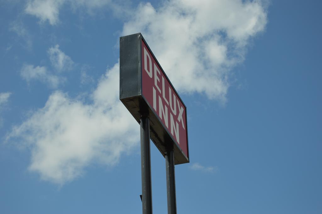 Delux Inn Tulsa Dış mekan fotoğraf